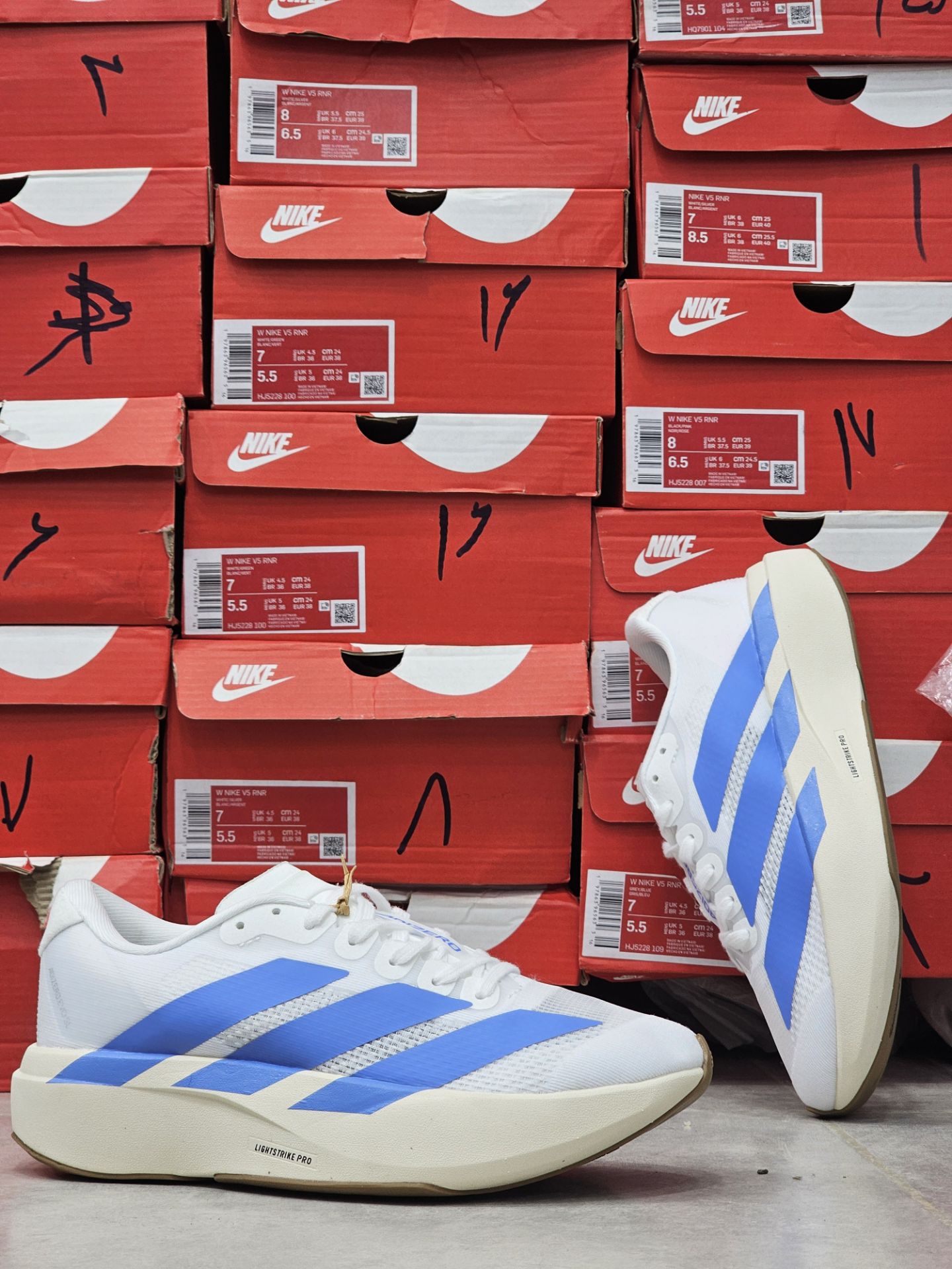 کتونی رانینگ آدیداس آدی زیرو پرو 4 مسترکوالیتی سایز ۳۸ الی 45 ساخت ویتنام | Adidas Adizero Pro 4