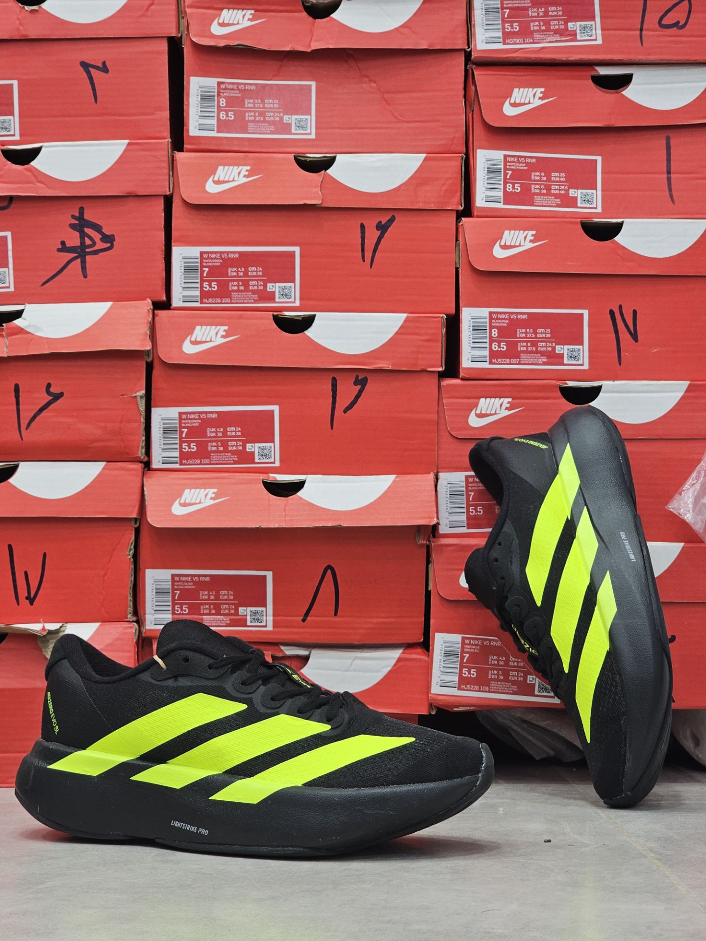 کتونی رانینگ آدیداس آدی زیرو پرو 4 مسترکوالیتی سایز ۳۸ الی 45 ساخت ویتنام | Adidas Adizero Pro 4