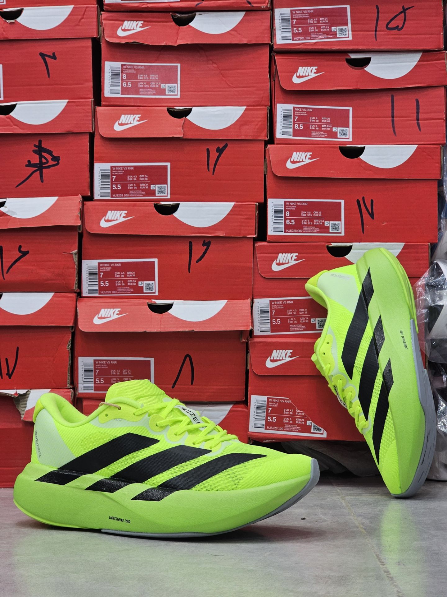 کتونی رانینگ آدیداس آدی زیرو پرو 4 مسترکوالیتی سایز ۳۸ الی 45 ساخت ویتنام | Adidas Adizero Pro 4