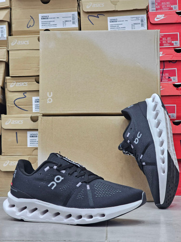 کتونی آن رانینگ کلادسرفر مسترکوالیتی سایز ۴۰ الی ۴۵ ساخت ویتنام | On Running Cloudsurfer
